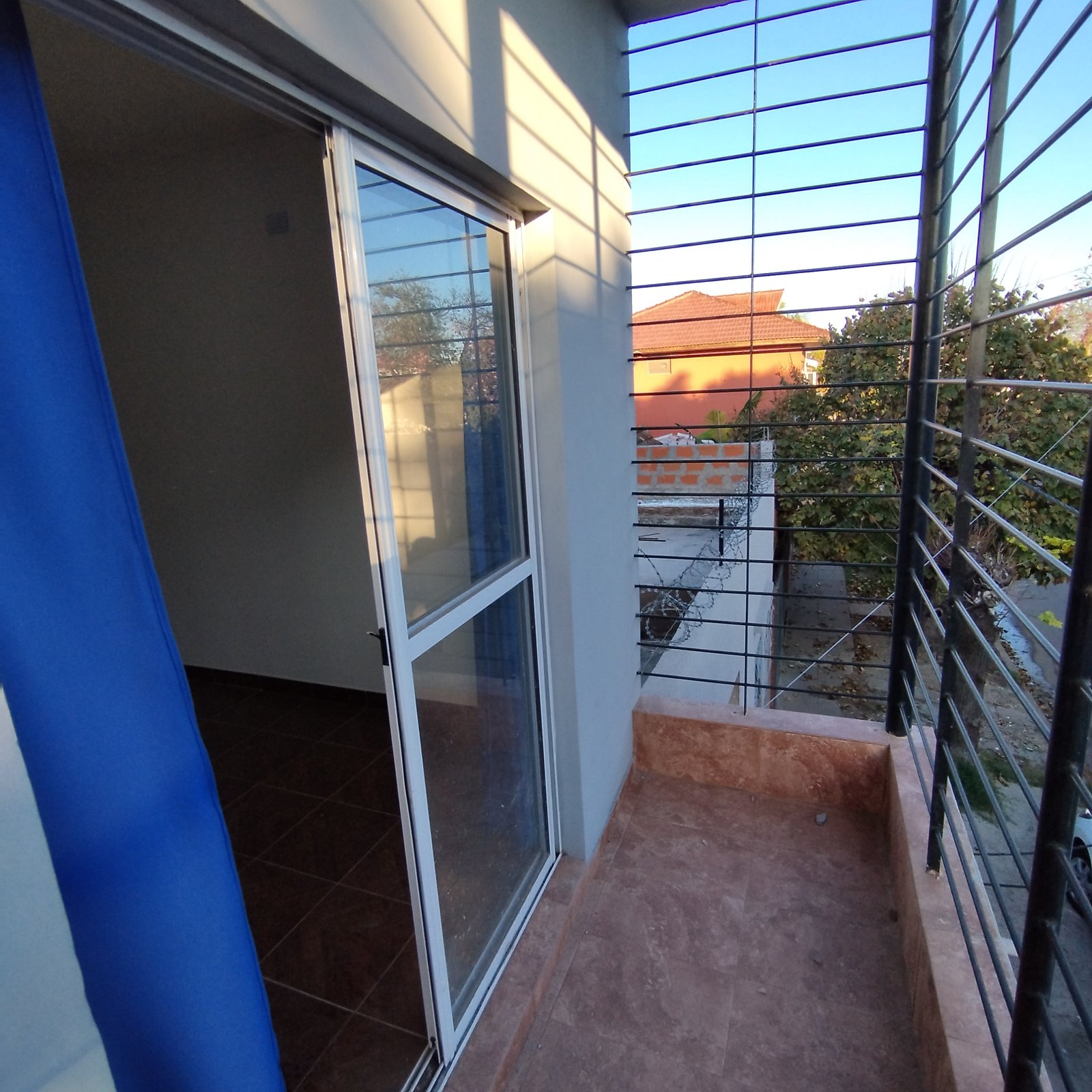 DEPARTAMENTO A MTS DE 844