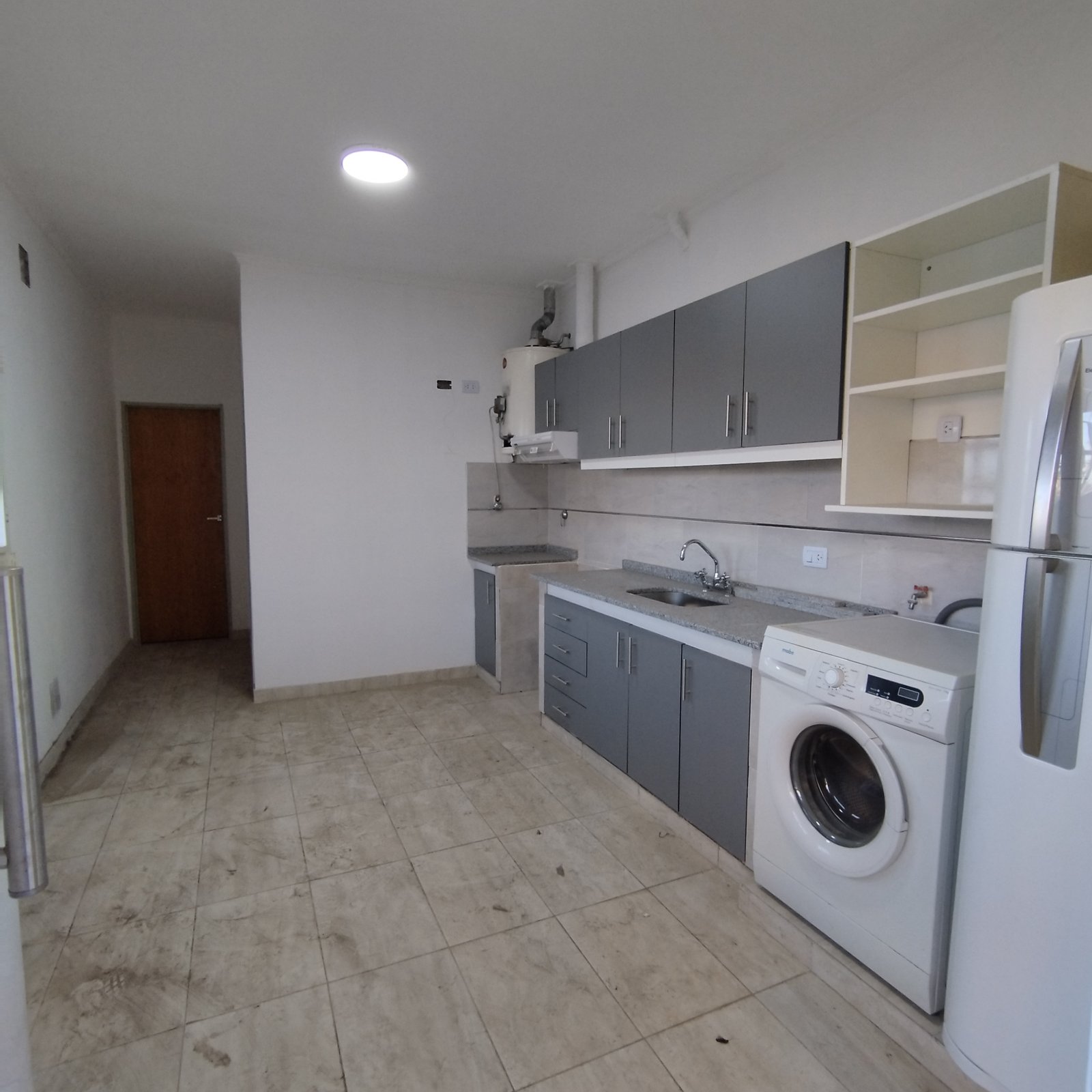 DEPARTAMENTO A MTS DE 844