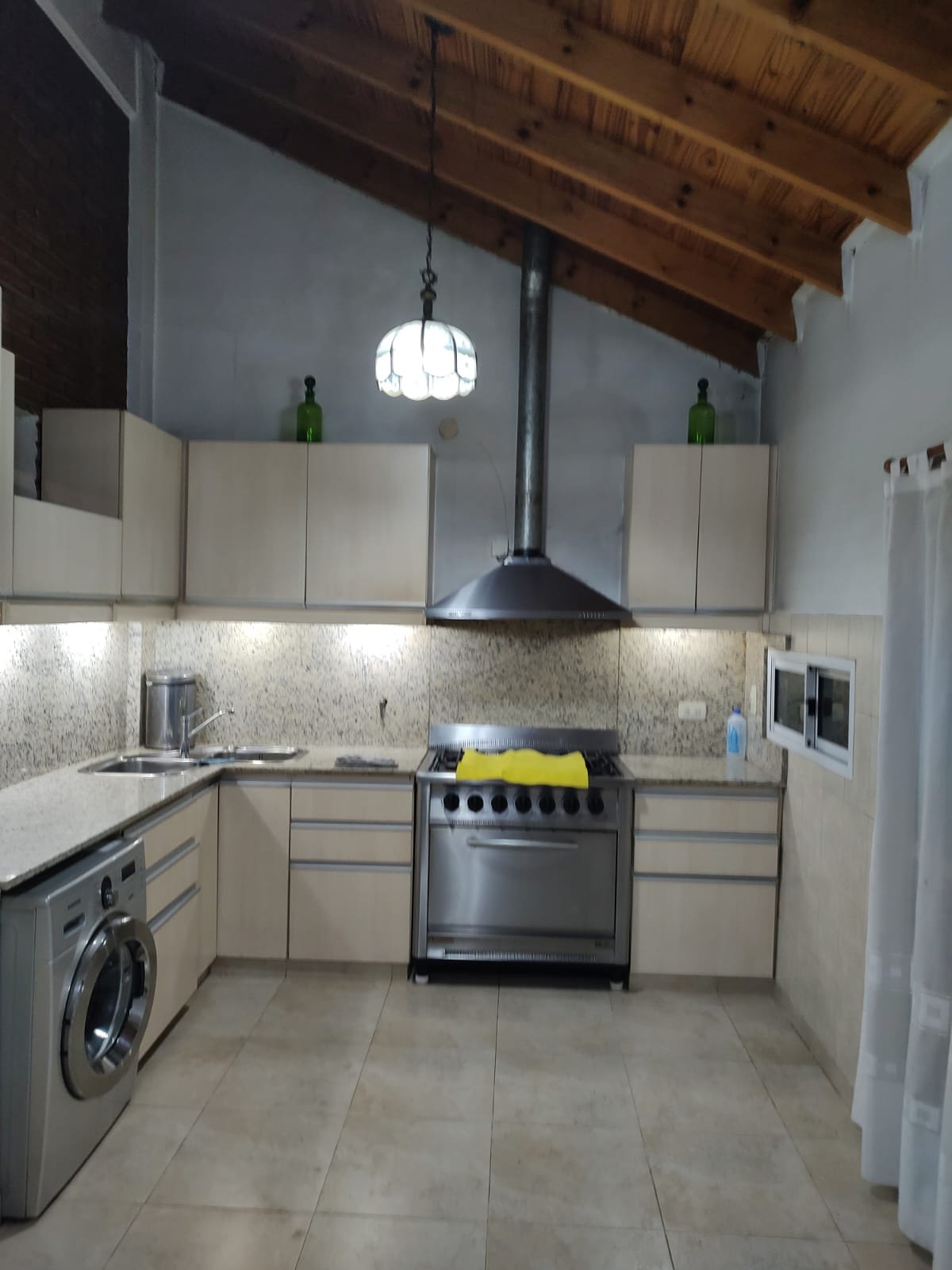 Casa José Blanco N° 3053 (Quilmes)