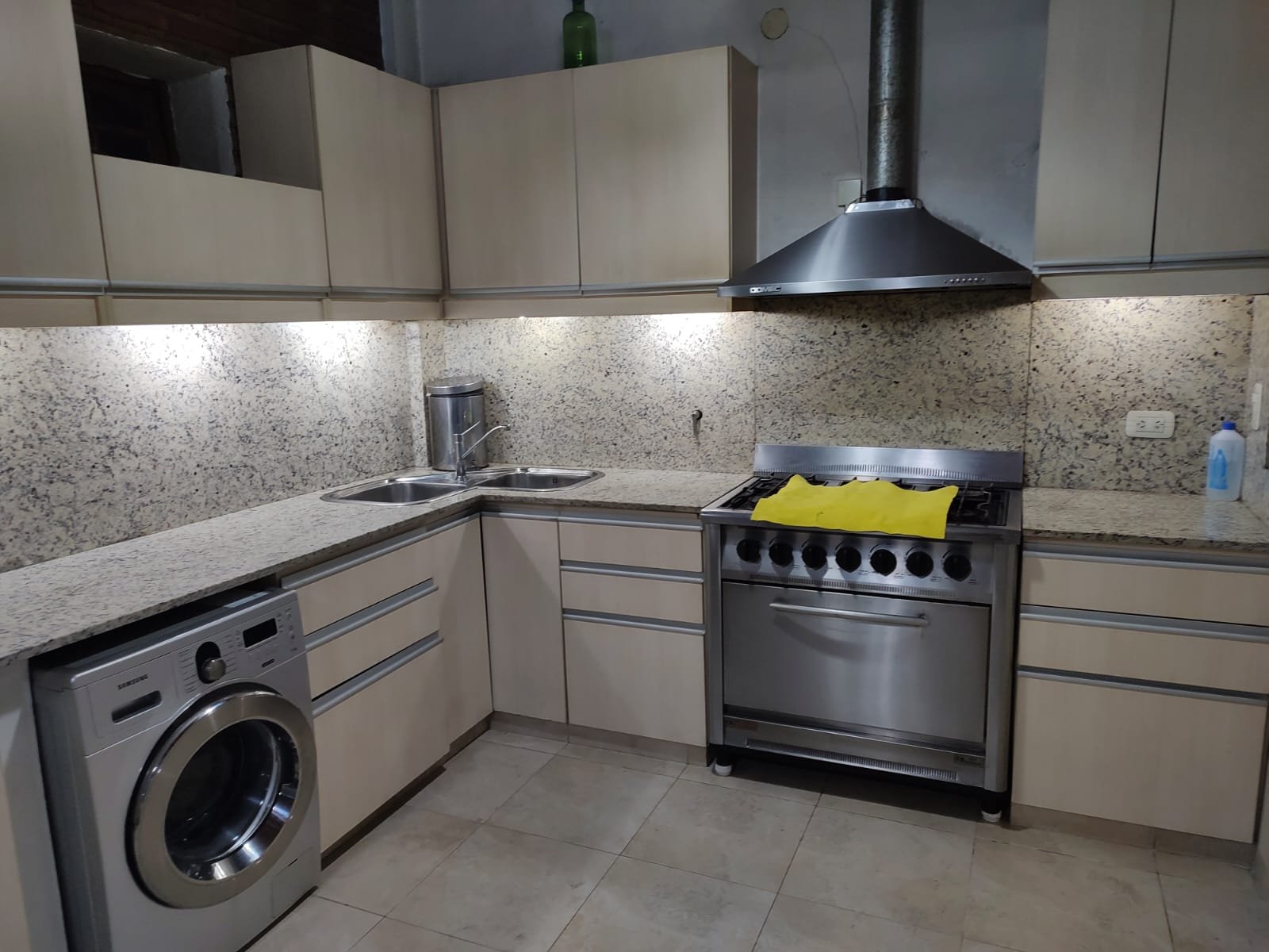 Casa José Blanco N° 3053 (Quilmes)